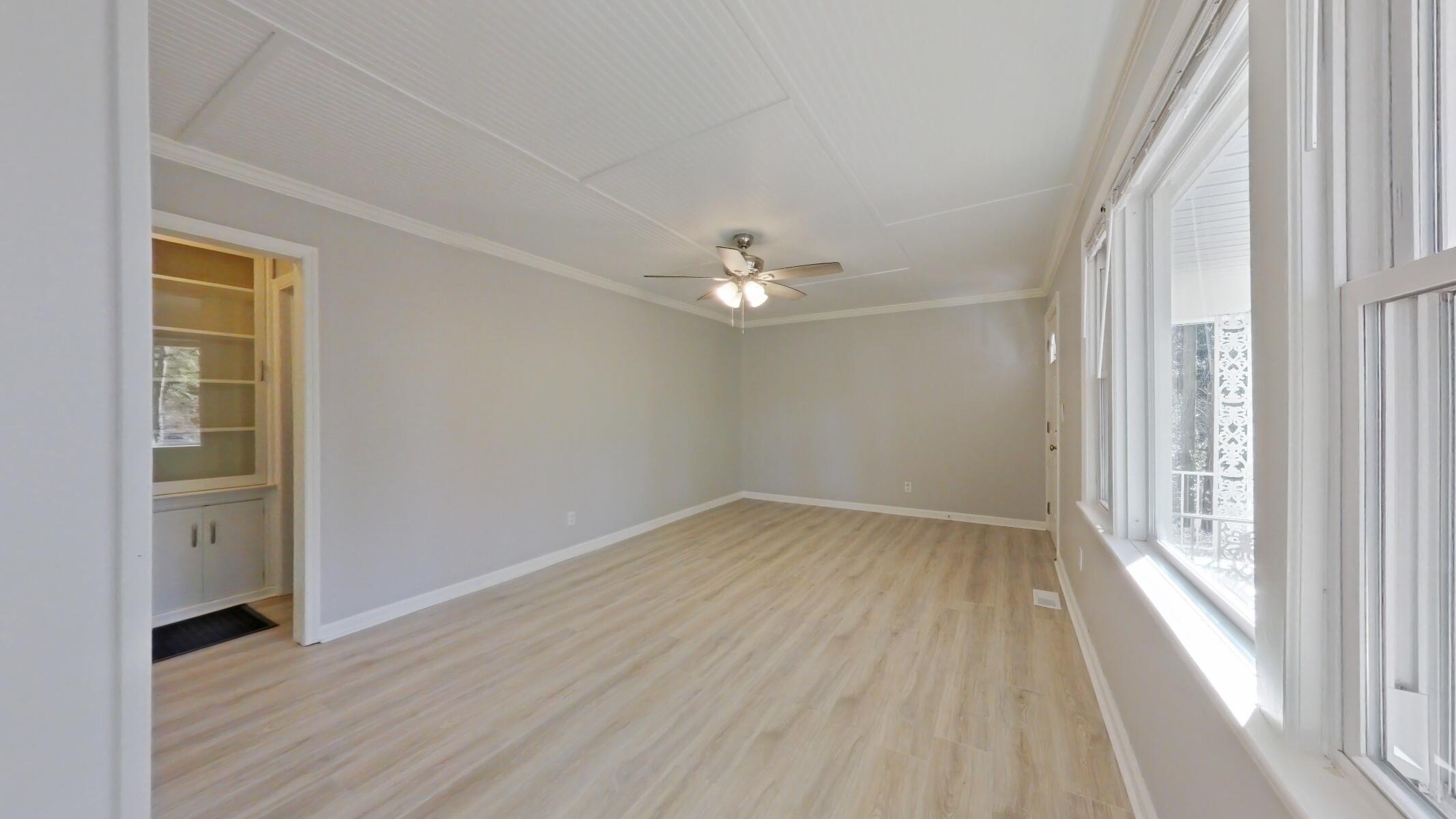 2001 Wren Road North Augusta, SC 29841 - Photo 4 of 16 Living room (12)