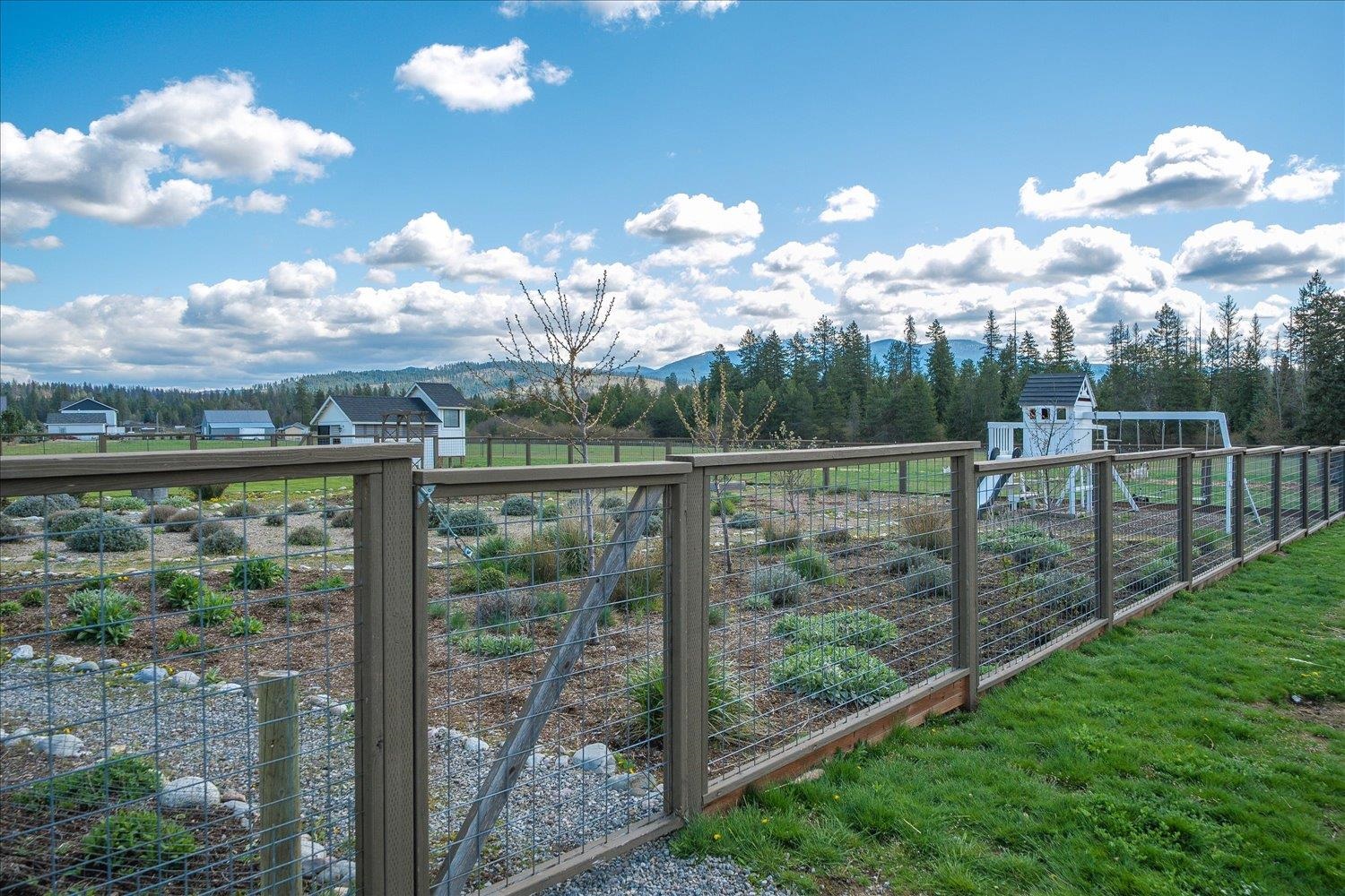 11918 East Nelson Road Elk, WA 99009 - Photo 31 of 49