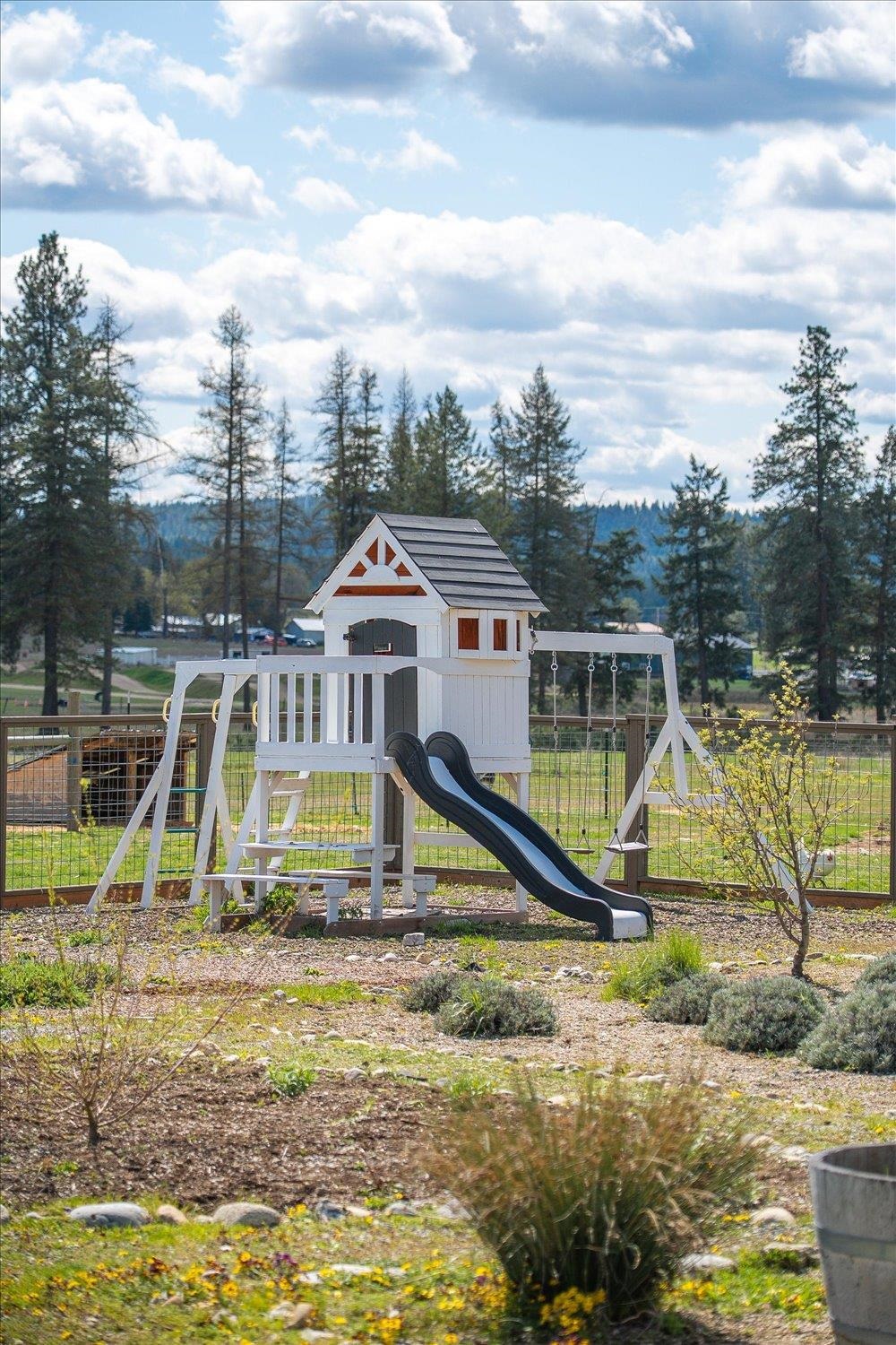 11918 East Nelson Road Elk, WA 99009 - Photo 38 of 49