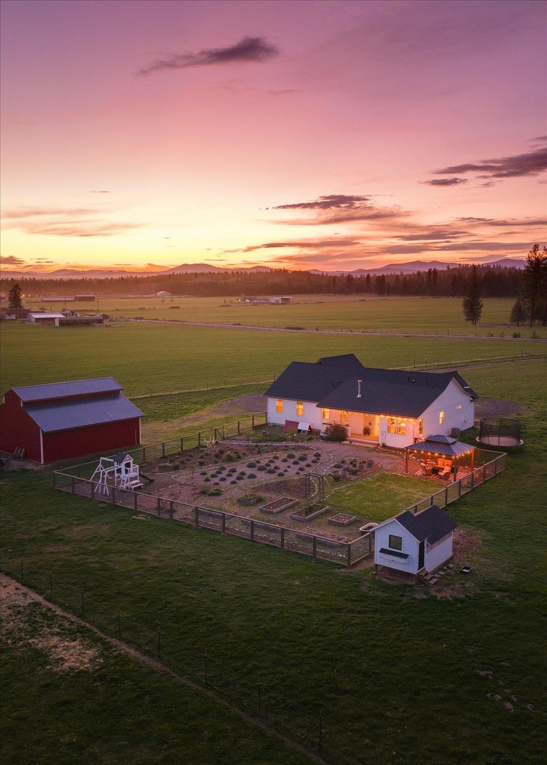 11918 East Nelson Road Elk, WA 99009 - Photo 41 of 49