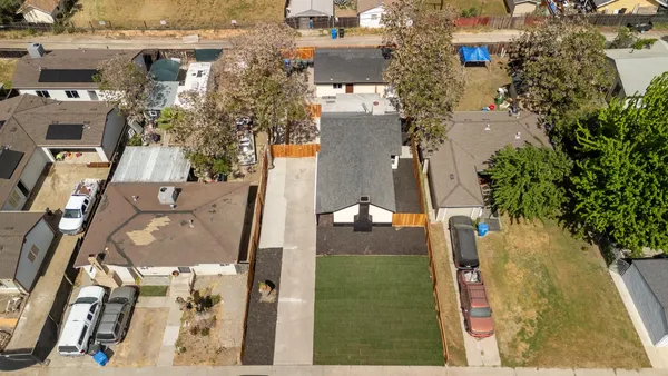 $535,000 | 811 Nevada Street, Manteca, CA 95337