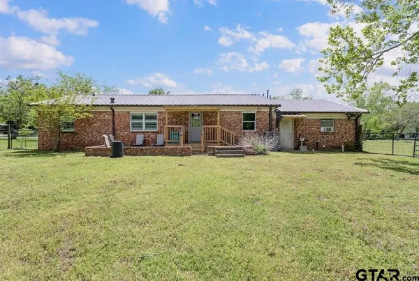 $295,000 | 1921 Farm To Market Road 279, Ben Wheeler, TX 75754