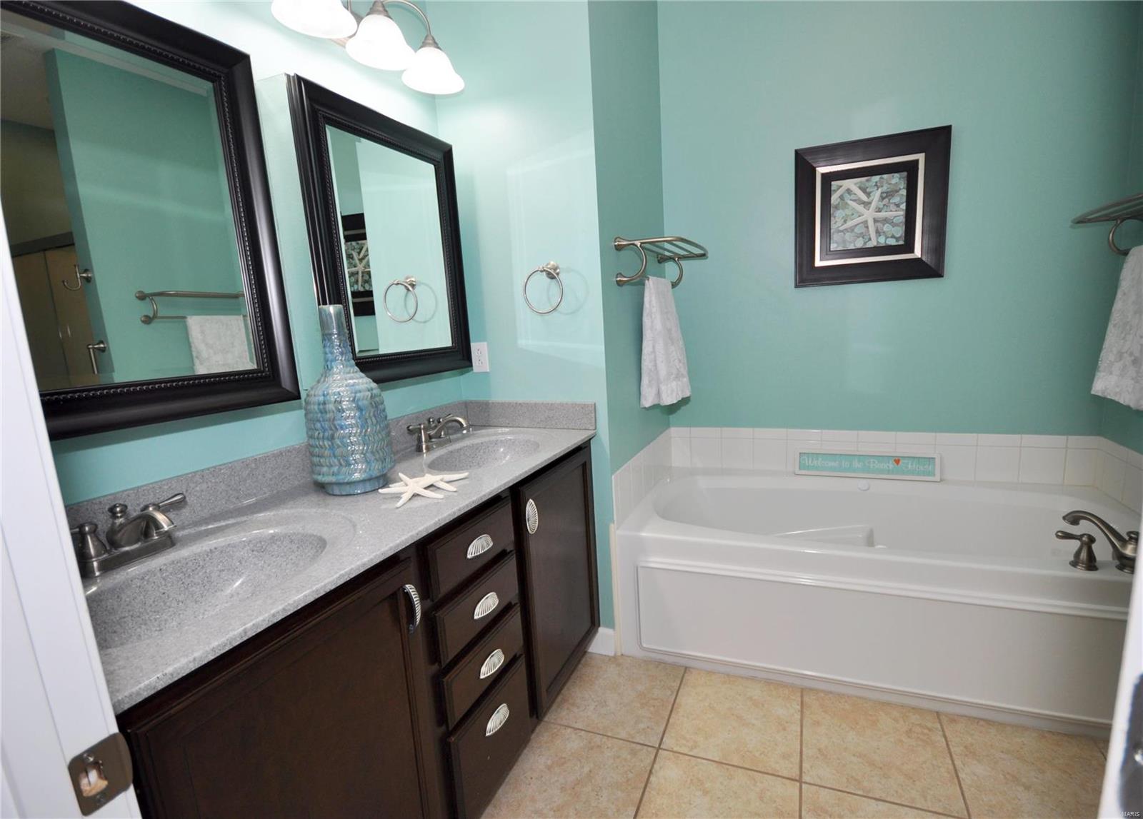 2627 Keebler Road Maryville, IL 62062 - Photo 20 of 43 Gallery Image 20