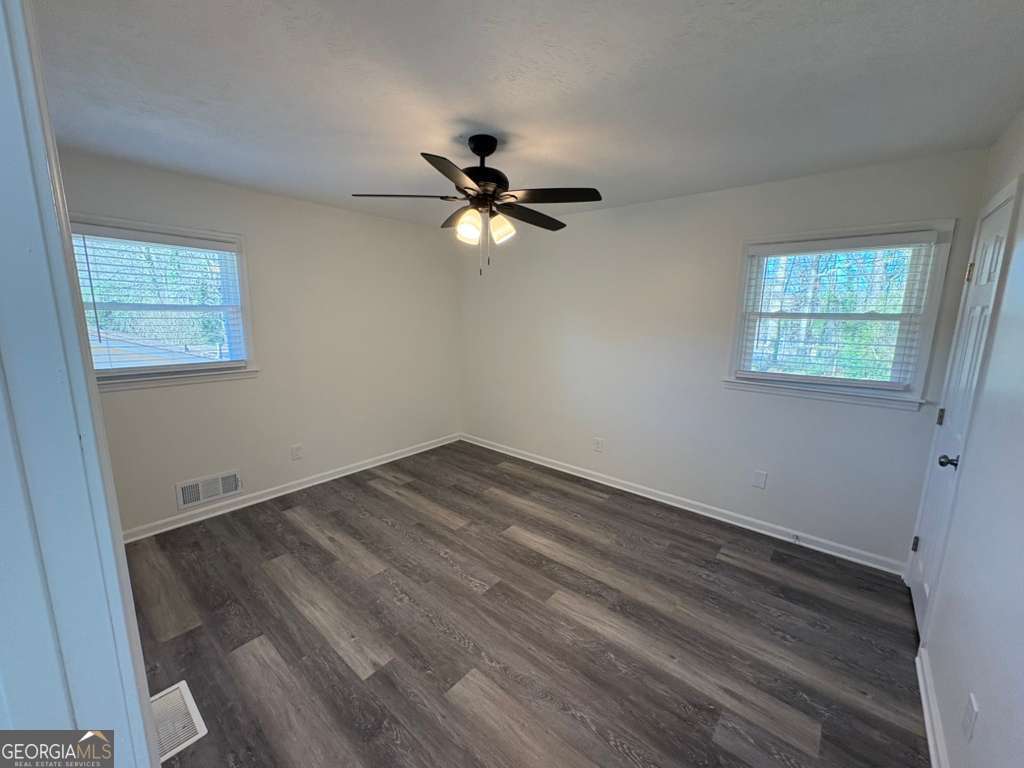 4675 Lincoln Way Southwest Lilburn, GA 30047 - Photo 14 of 30