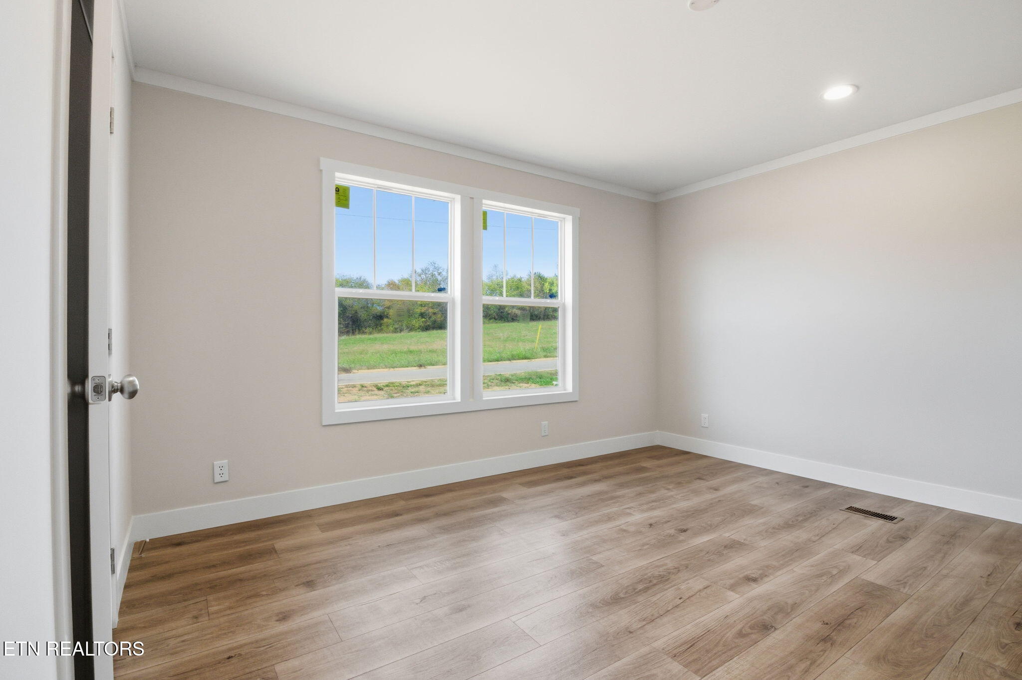 233 Songbird Road White Pine, TN 37890 - Photo 14 of 27 15-web-or-mls-DZ3A6914