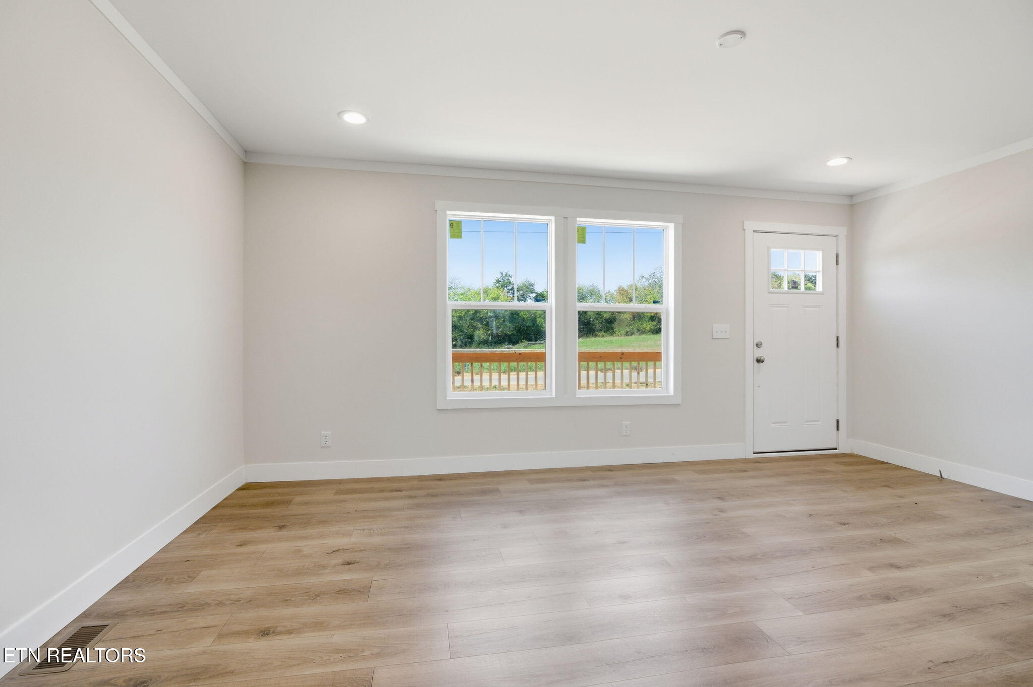 233 Songbird Road White Pine, TN 37890 - Photo 8 of 27 9-web-or-mls-DZ3A6890