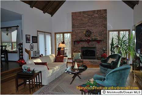 6 Old Farm Road Tinton Falls, NJ 07724 - Photo 4 of 13 Additional Photo