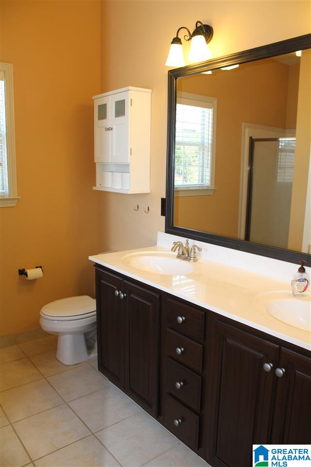 202 Heather Ridge Circle Pelham, AL 35124 - Photo 11 of 30 Gallery Image 11