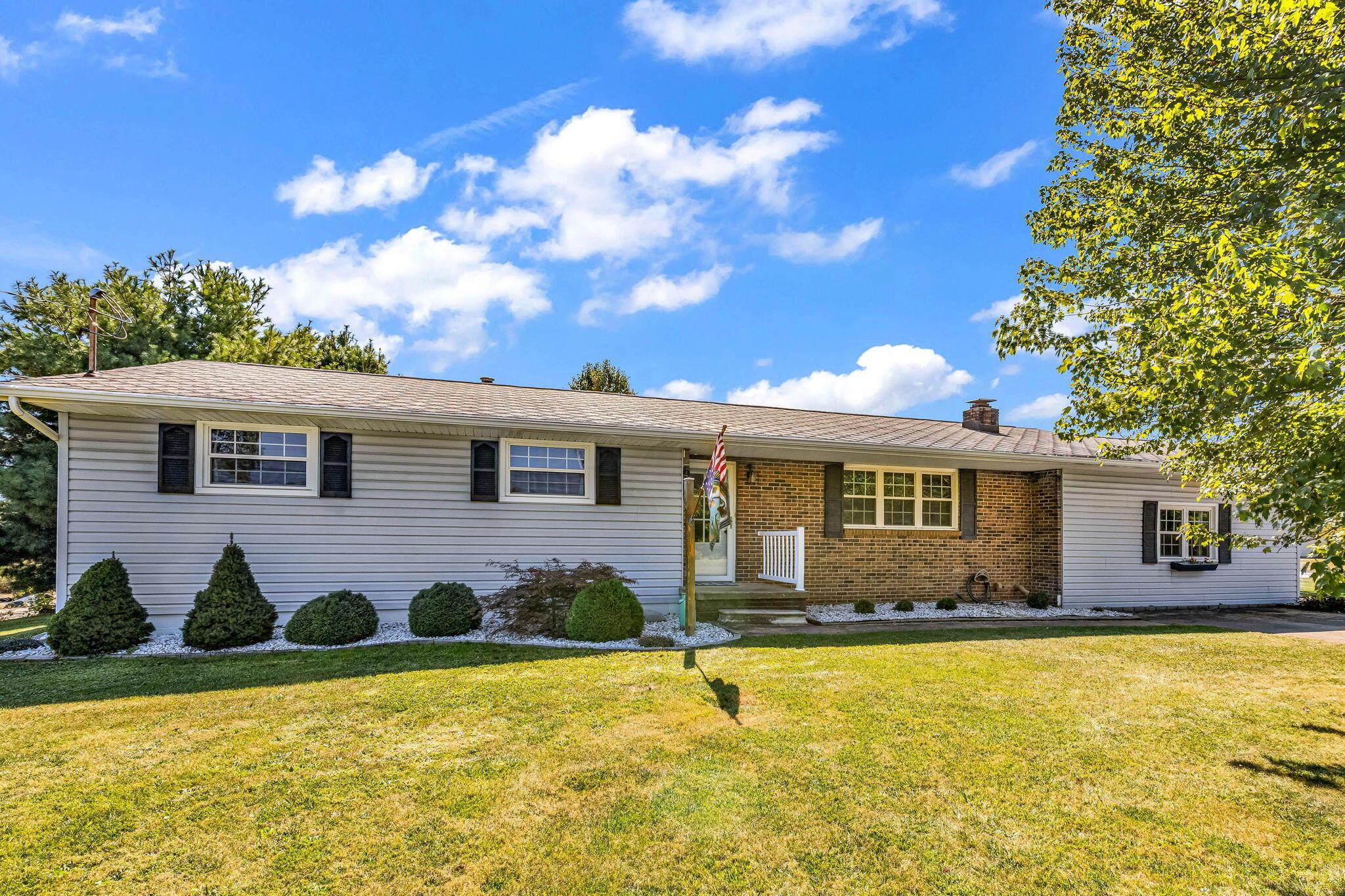 920 Piper Road Mansfield, OH 44905 - Photo 1 of 61 1-web-or-mls-920PiperRoad_Hommati102