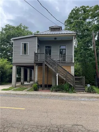 $328,000 | 1104 Pine Street, Madisonville, LA 70447