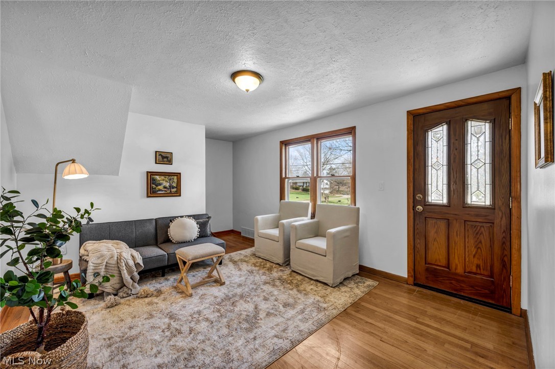 14768 Whitehead Road Lagrange, OH 44050 - Photo 5 of 46