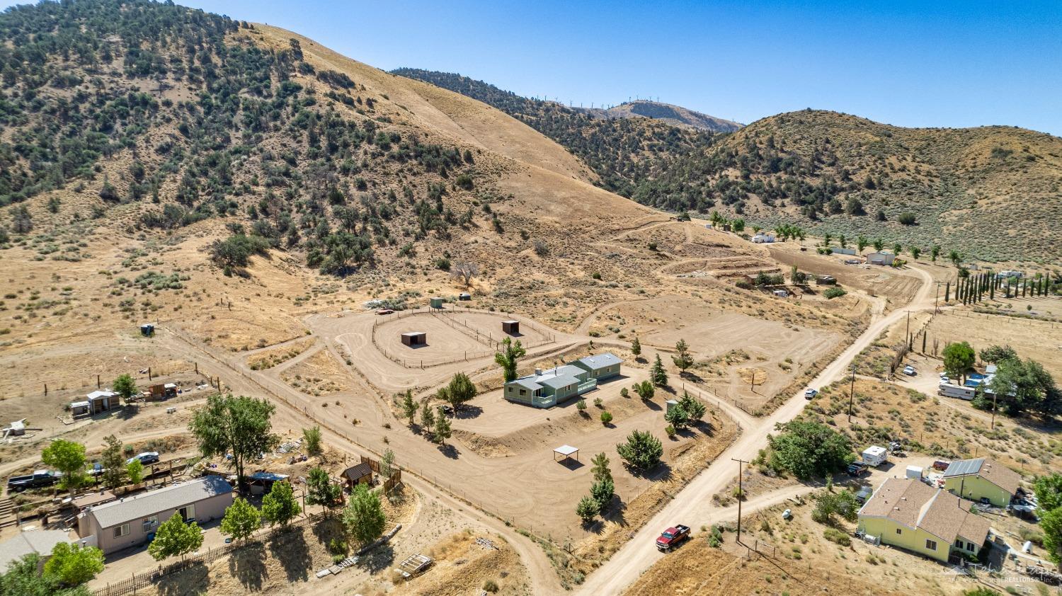 22100 Old Well Road Tehachapi, CA 93561 - Photo 39 of 46 Gallery Image 39