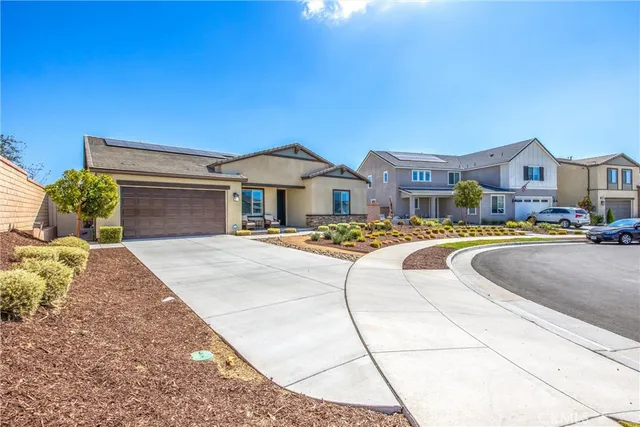 a house view with a outdoor space