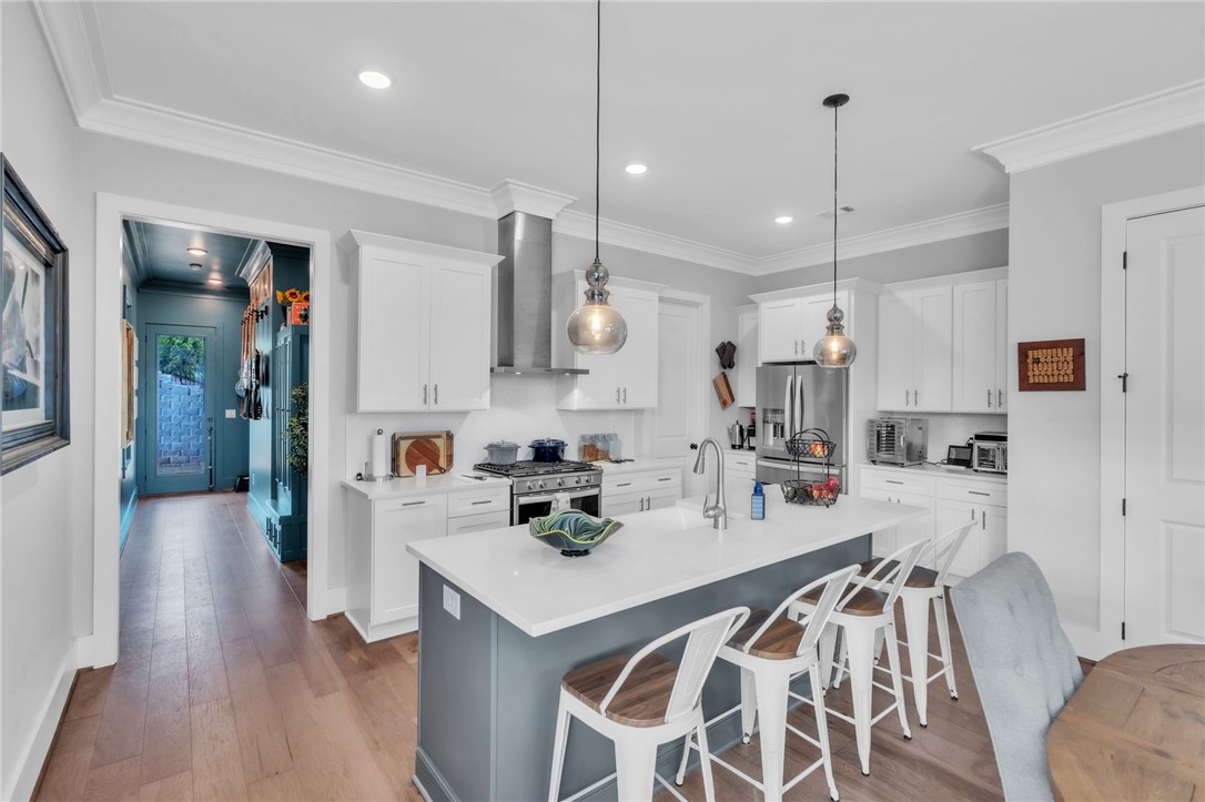 180 Pershing Avenue Clemson, SC 29631 - Photo 6 of 32