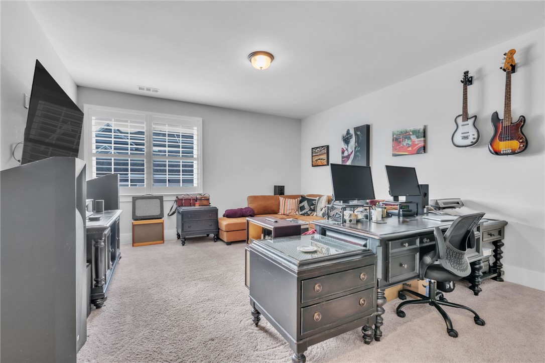 180 Pershing Avenue Clemson, SC 29631 - Photo 10 of 32