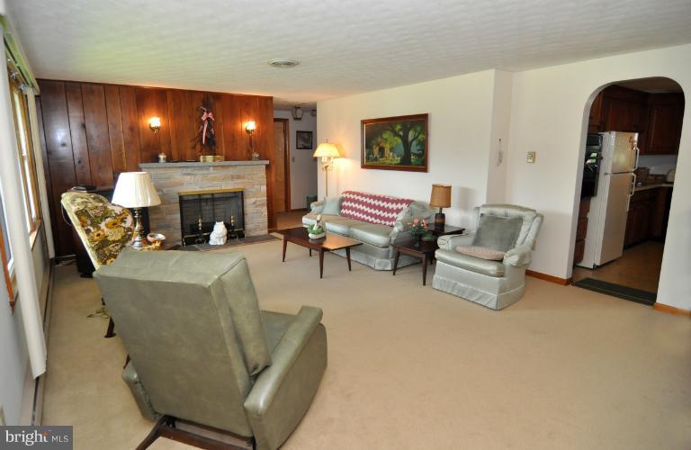3105 Mt Carmel Road Upperco, MD 21155 - Photo 23 of 24 Living Room