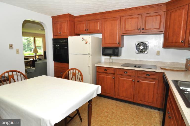 3105 Mt Carmel Road Upperco, MD 21155 - Photo 7 of 24 Kitchen