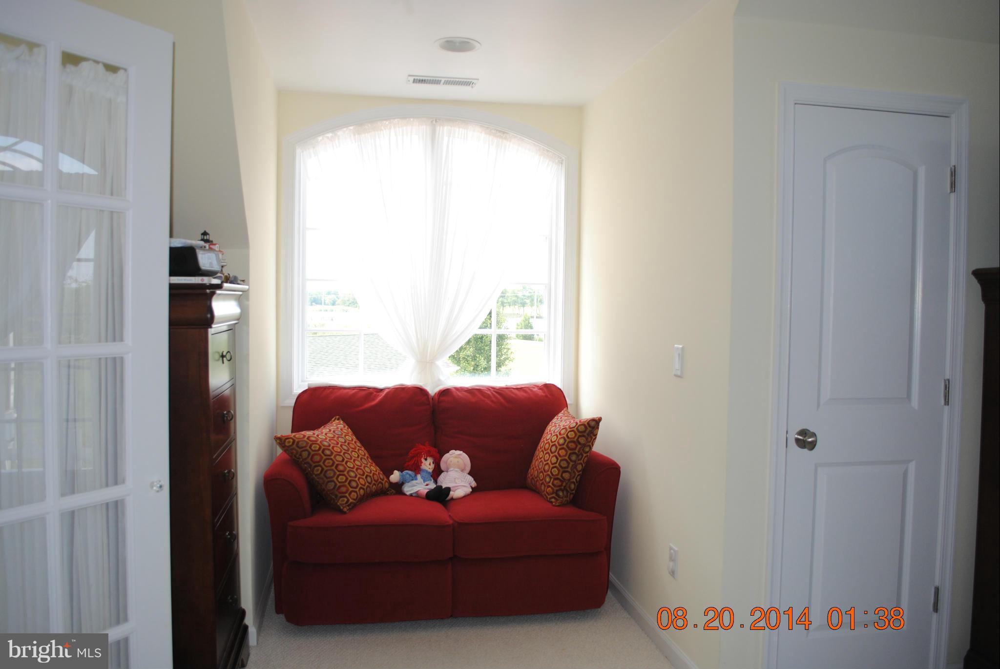 20839 Humphreys Point Road Rock Hall, MD 21661 - Photo 19 of 30 Sitting area in bedroom