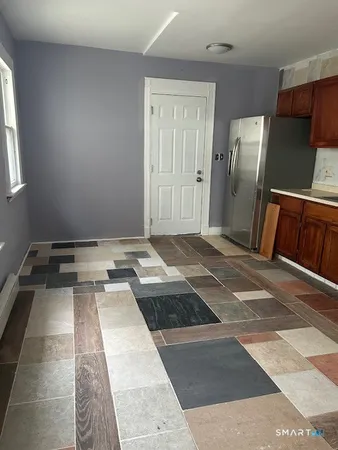 $1,550 | 39 Giles Street, Unit 2, Waterbury, CT 06704