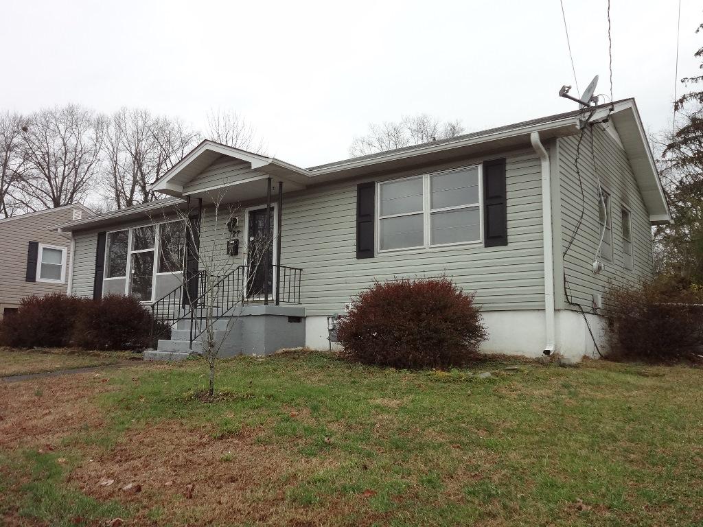 127 East Arrowwood Road Oak Ridge, TN 37830 - Photo 1 of 11 DSC08111.JPG