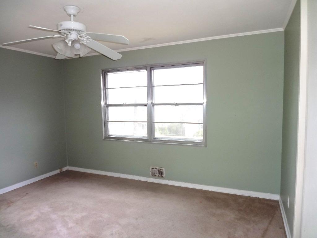 127 East Arrowwood Road Oak Ridge, TN 37830 - Photo 6 of 11 BDR3.JPG