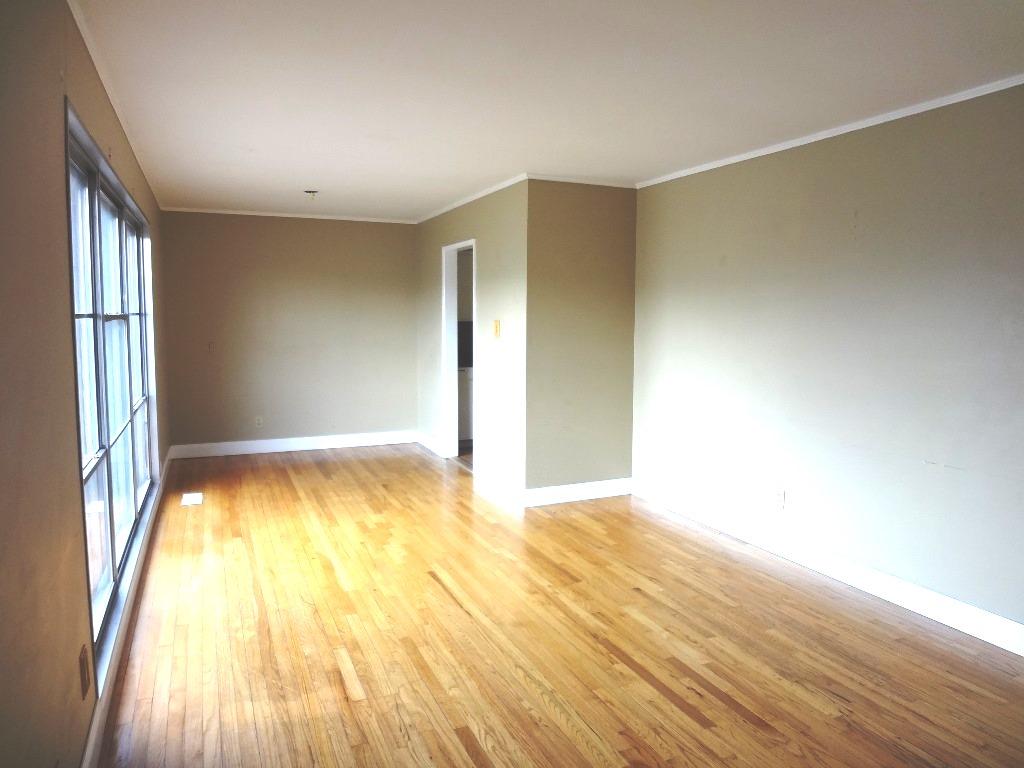 127 East Arrowwood Road Oak Ridge, TN 37830 - Photo 10 of 11 LR.JPG