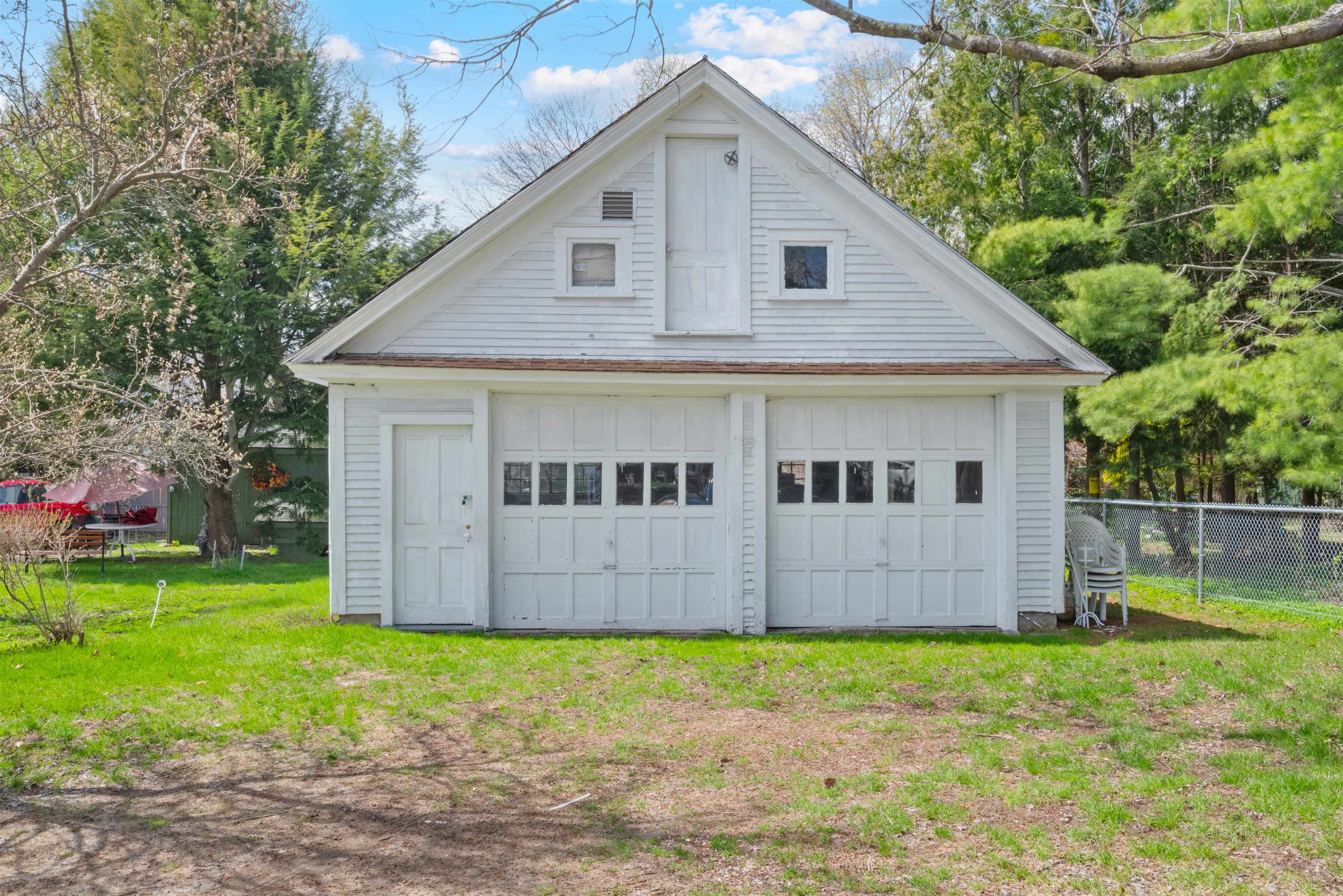 29 Woodstock Avenue Rutland, VT 05701 - Photo 12 of 43