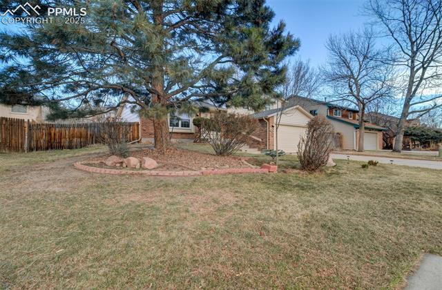 5202 Pinon Valley Road Colorado Springs, CO 80919 - Photo 2 of 5