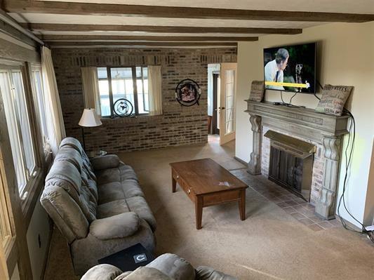 1109 East Kelly Road Frankfort, IN 46041 - Photo 3 of 17 Gallery Image 3