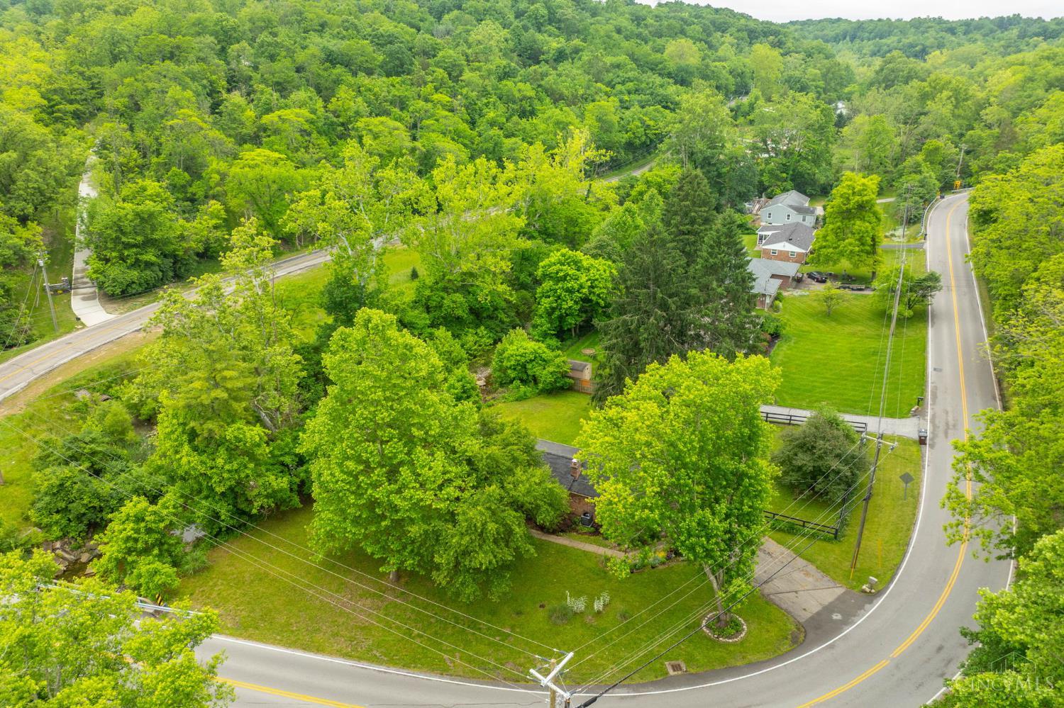 8385 Bridle Road Cincinnati, OH 45244 - Photo 35 of 45 Gallery Image 35