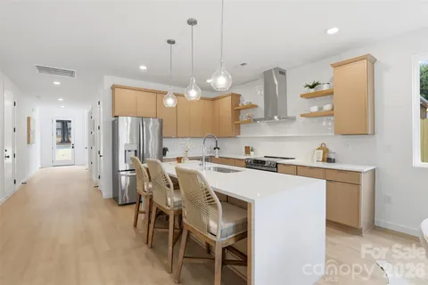 $600,000 | 2822 Dogwood Avenue, Charlotte, NC 28206