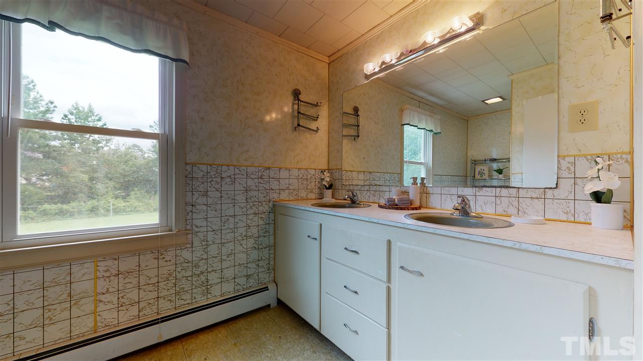 3313 Carpenter Pond Road Durham, NC 27703 - Photo 18 of 30