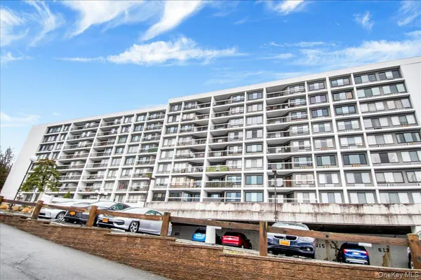 $550,000 | 500 High Point Drive, Unit 412, Hartsdale, NY 10530