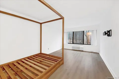 $550,000 | 500 High Point Drive, Unit 412, Hartsdale, NY 10530