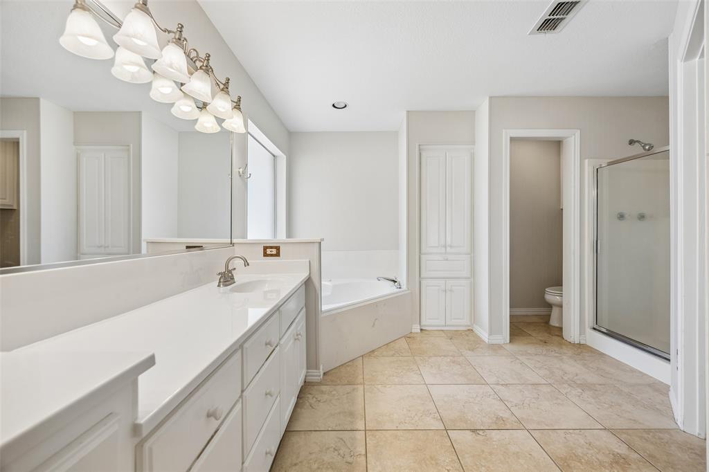 216 Point Circle Pilot Point, TX 76258 - Photo 18 of 25 Gallery Image 18