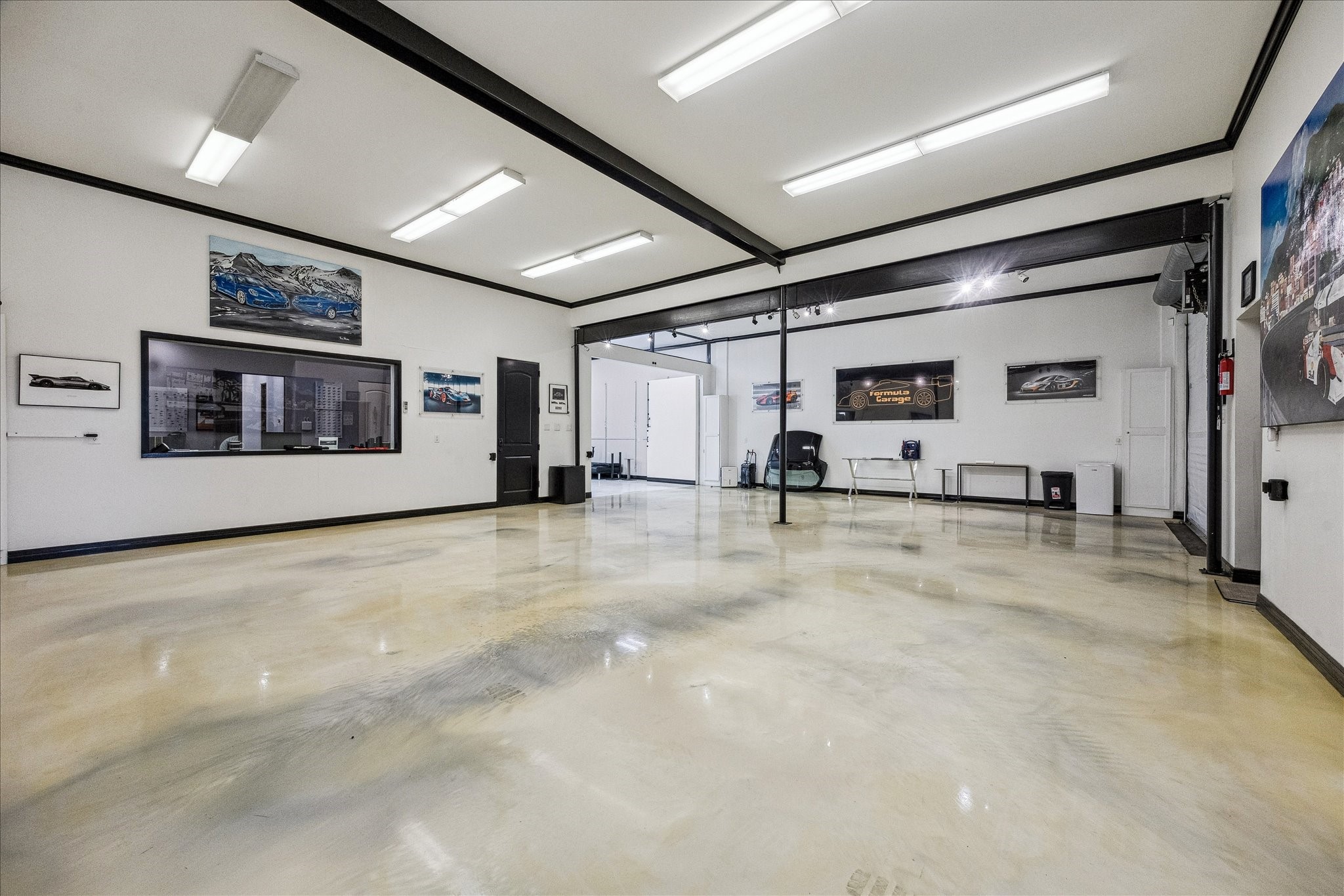 4119 Allen Street Houston, TX 77007 - Photo 11 of 42 a view of garage with furniture