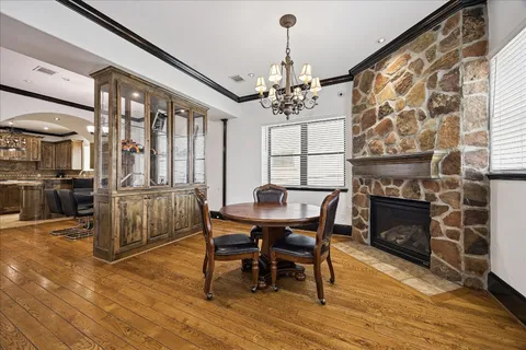 $1,899,000 | 4119 Allen Street, Houston, TX 77007