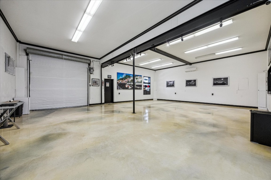 4119 Allen Street Houston, TX 77007 - Photo 10 of 42 The first floor boasts 2700 square feet of finished, air conditioned garage space which could be set up as event space