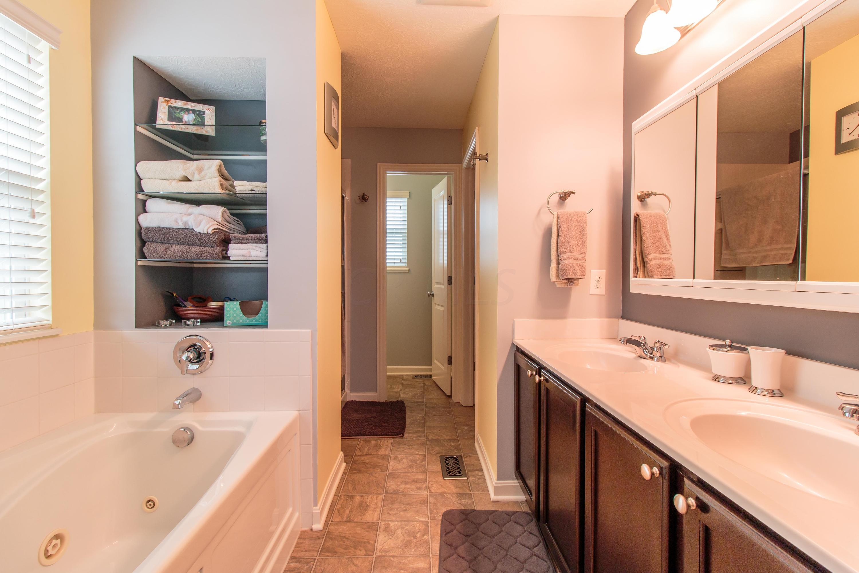 5781 Aderholt Road Dublin, OH 43016 - Photo 32 of 44 Gallery Image 32