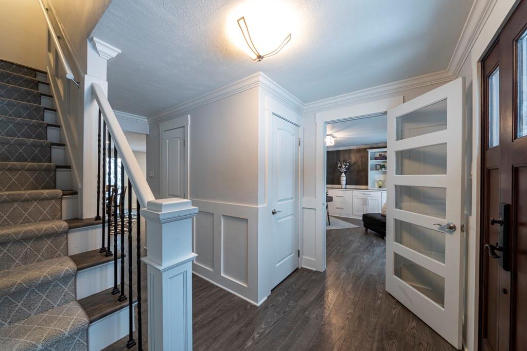241 Rosscommon Road Wexford, PA 15090 - Photo 3 of 20 Gallery Image 3