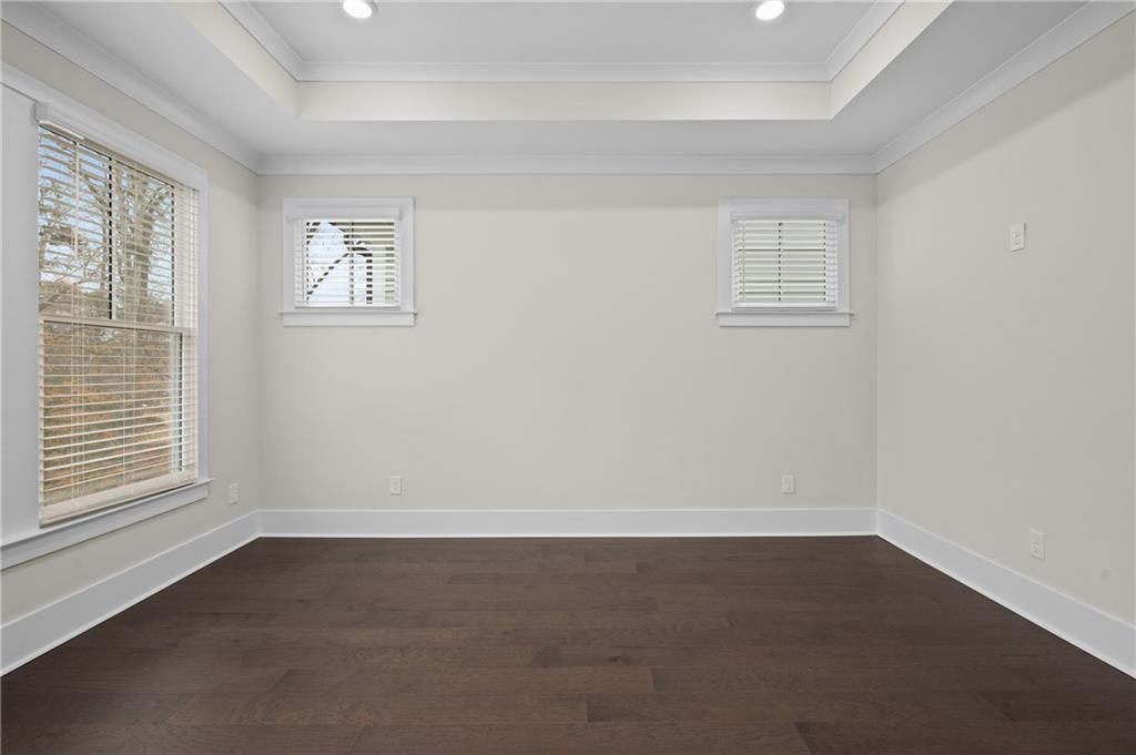 320 Anglin Walk Alpharetta, GA 30009 - Photo 21 of 67 an empty room with windows