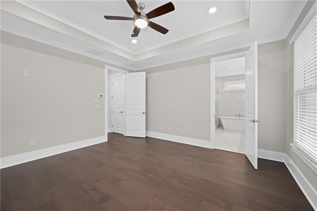 320 Anglin Walk Alpharetta, GA 30009 - Photo 22 of 67 a view of an empty room with a window