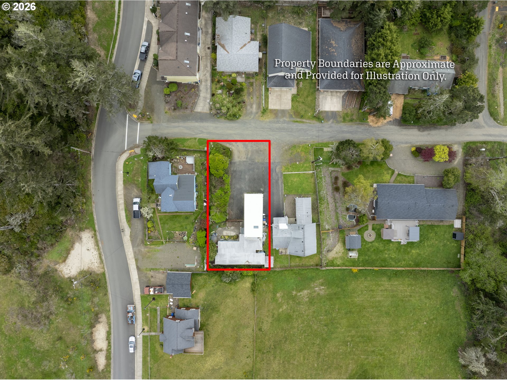 220 Southwest 29th Street Newport, OR 97366 - Photo 2 of 10