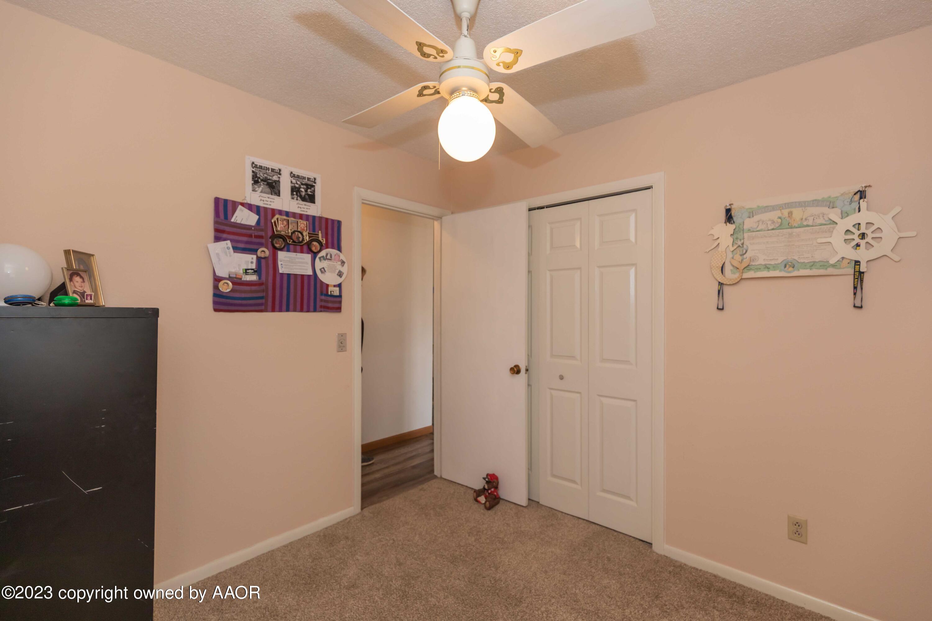 2920 South Nelson Street Amarillo, TX 79103 - Photo 31 of 47 a view of a livingroom with a refrigerator