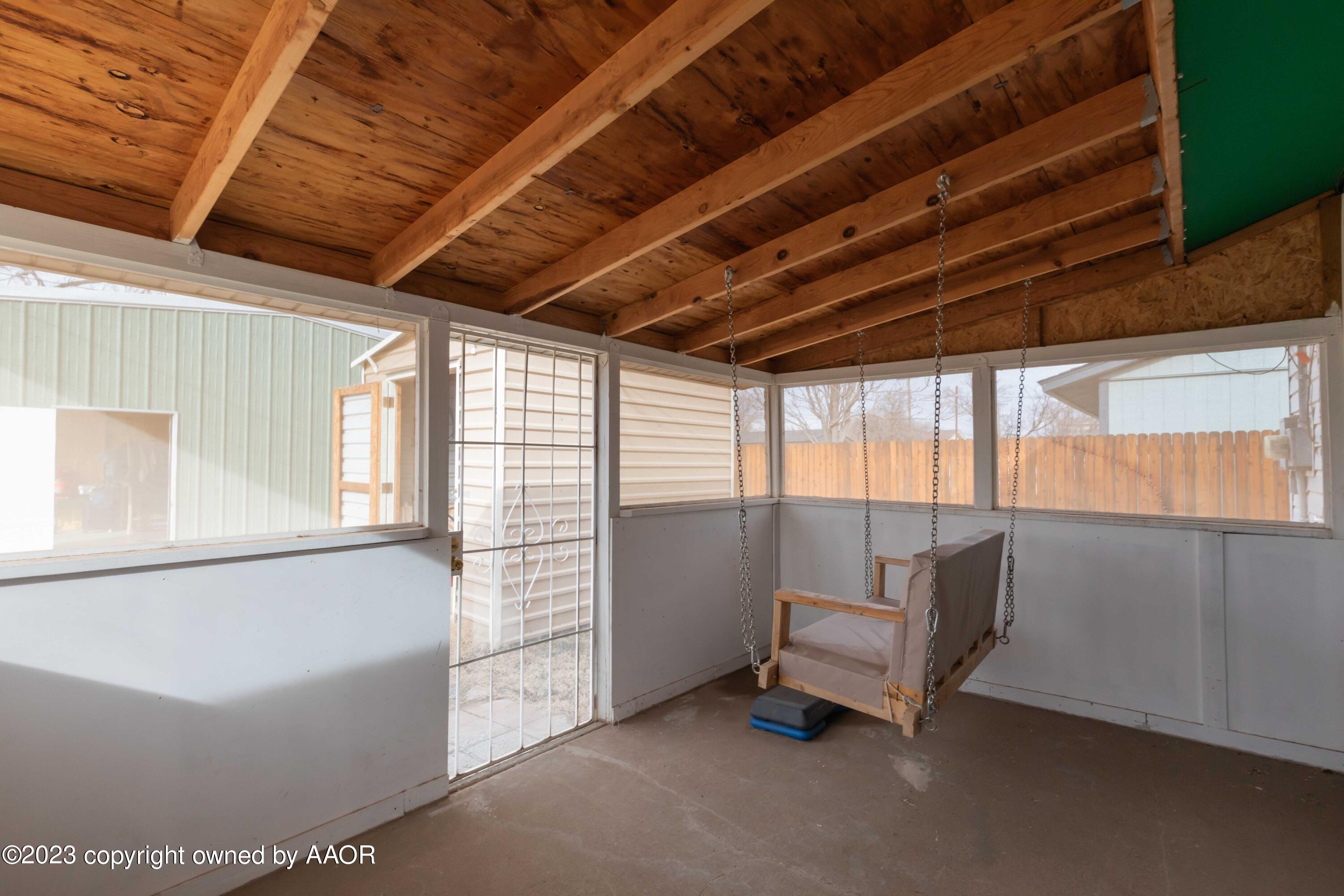 2920 South Nelson Street Amarillo, TX 79103 - Photo 35 of 47 a view of an empty room with a window