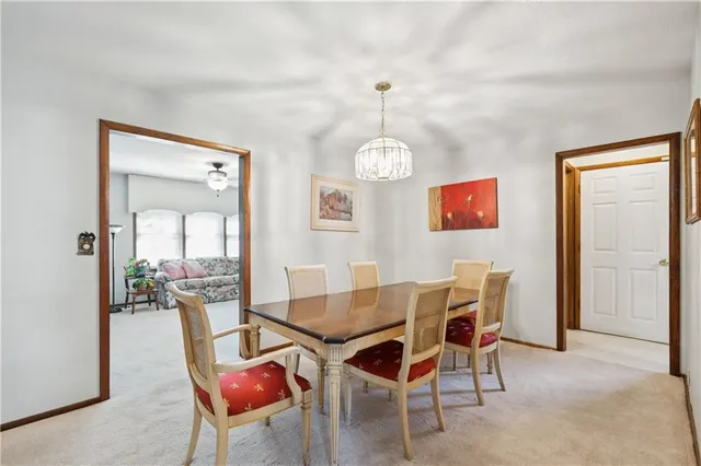 $299,900 | 1314 Northeast 58th Street, Gladstone, MO 64118