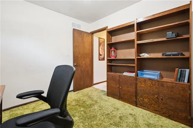 $299,900 | 1314 Northeast 58th Street, Gladstone, MO 64118