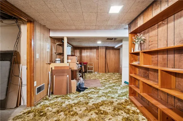 $299,900 | 1314 Northeast 58th Street, Gladstone, MO 64118