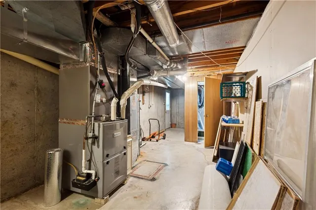 $299,900 | 1314 Northeast 58th Street, Gladstone, MO 64118