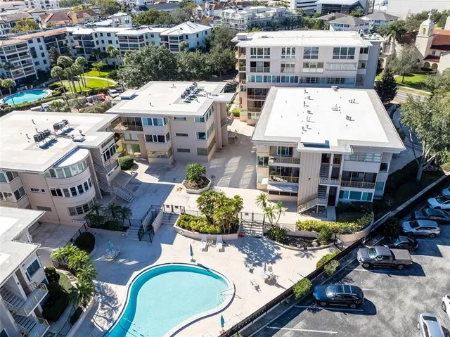 a picture of city view